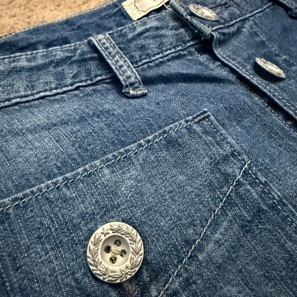 Levi's Red Tab Women's Jean Skirt Button Front‎ Denim Mini Skirt Accent Buttons - Picture 3 of 7